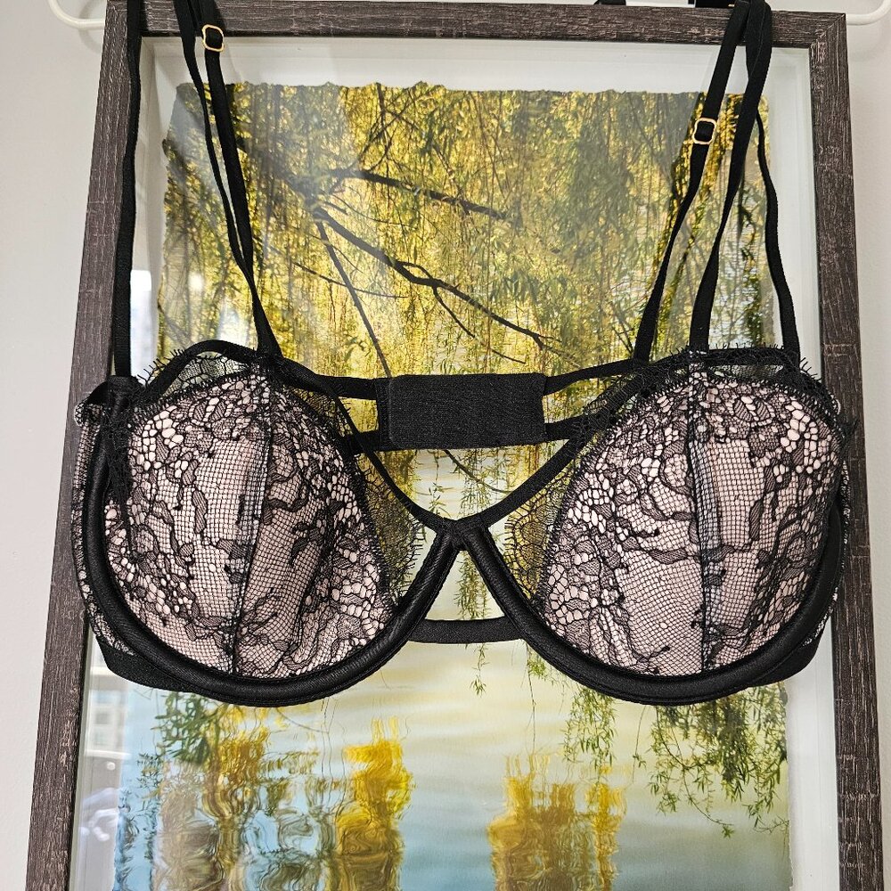 Vs Black Strappy Bra